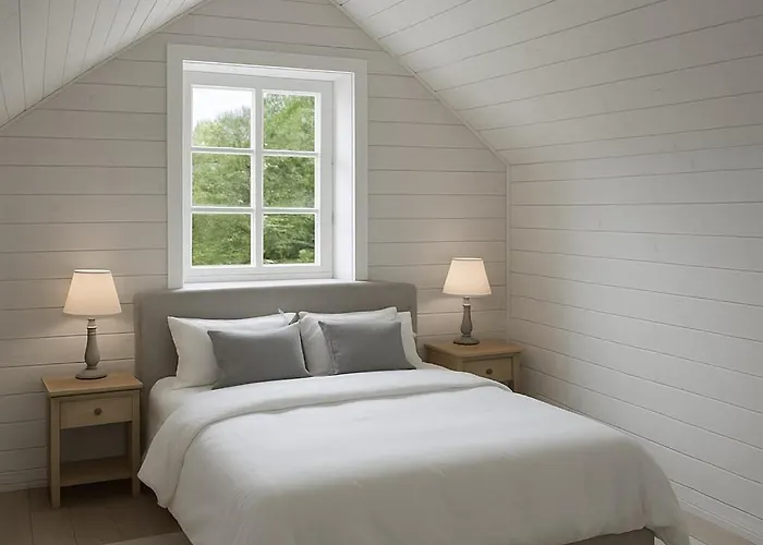 The Perfect Stop - Northern Halo