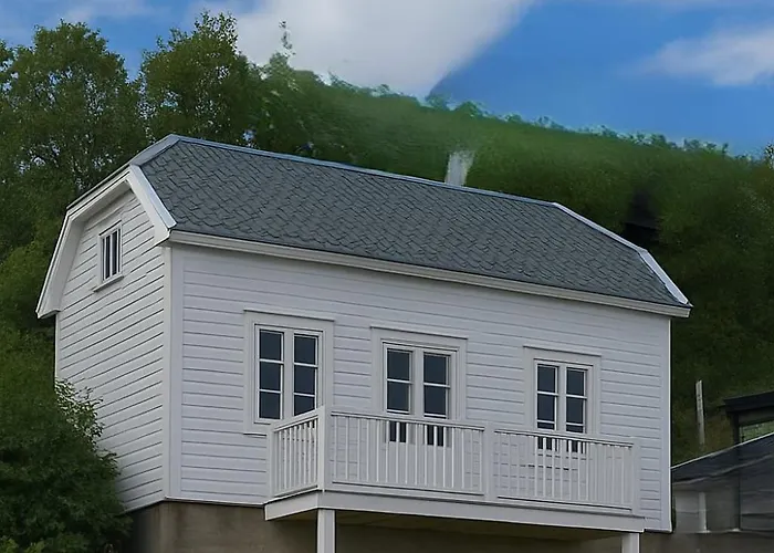 The Perfect Stop - Northern Halo Lodingen